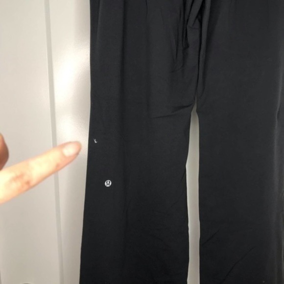 LuluLemon Black Flare Astro Yoga Pant Legging - Picture 3 of 7